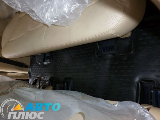 Коврики в салон автомобиля Hyundai H1 2007- (3 ряда) (Novline)