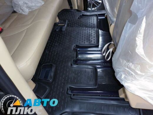 Коврики в салон автомобиля Hyundai H1 2007- (3 ряда) (Novline)