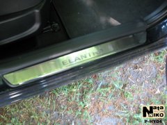 Накладки на пороги Hyundai Elantra (HD) 2006-2011 (Premium)