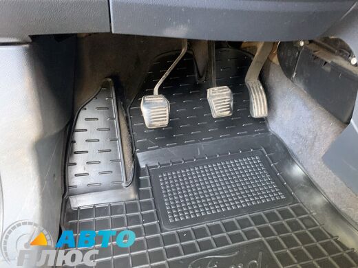 Передние коврики в автомобиль Ford Connect 2002- (Avto-Gumm)
