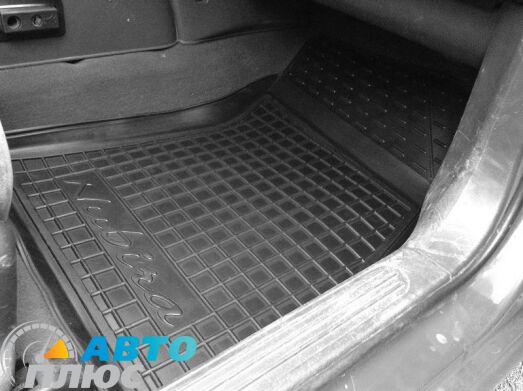 Автомобильные коврики в салон Daewoo Nubira 1997- (Avto-Gumm)