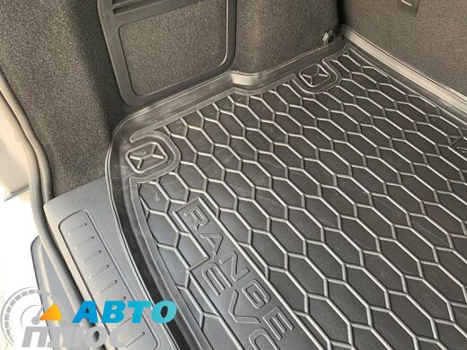 Автомобильный коврик в багажник Range Rover Evoque 2011- 2018 (Avto-Gumm)