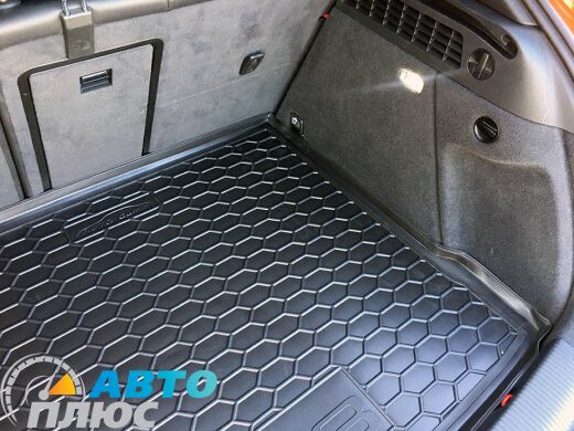 Автомобильный коврик в багажник Audi Q3 2011- (Avto-Gumm)