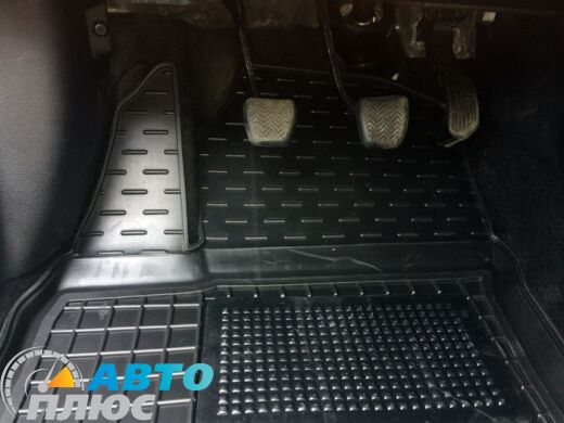Передние коврики в автомобиль Toyota Corolla 2013- (Avto-Gumm)
