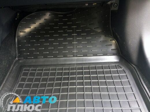Передние коврики в автомобиль Toyota Corolla 2013- (Avto-Gumm)