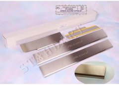 Накладки на пороги автомобиля Honda Accord 2003-2007 (Standart)