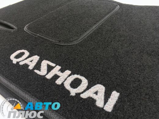 Коврики в салон текстильные Nissan Qashqai 2014- черные Стандарт