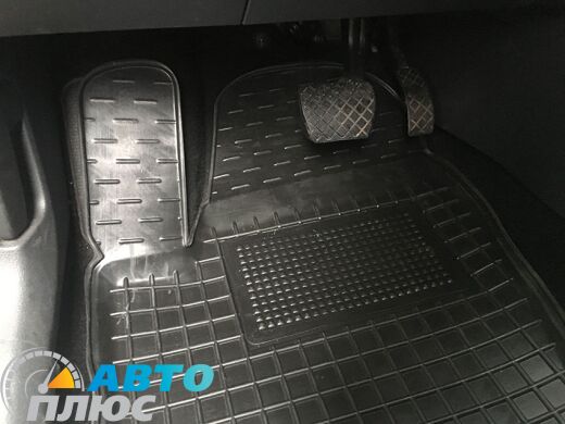 Автомобільні килимки в салон Volkswagen Polo Sedan 2010- (Avto-Gumm)