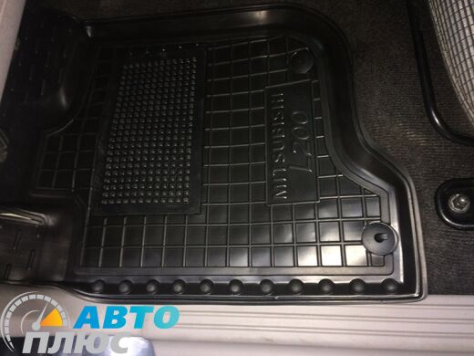 Автомобильные коврики в салон Mitsubishi L200 2006-2016 (AVTO-Gumm)
