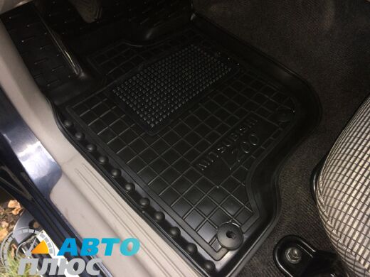 Автомобильные коврики в салон Mitsubishi L200 2006-2016 (AVTO-Gumm)