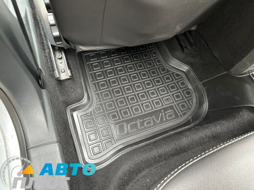 Автомобільні килимки в салон Skoda Octavia A5 2004- (Avto-Gumm)
