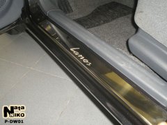 Накладки на пороги Daewoo Lanos 1996- (Premium)