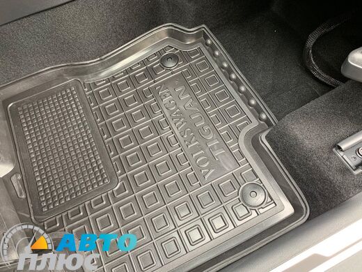Передние коврики в автомобиль Volkswagen Tiguan 2016- (Avto-Gumm)