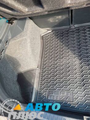 Автомобильный коврик в багажник Seat Ibiza (6J) 2008- Universal (AVTO-Gumm)