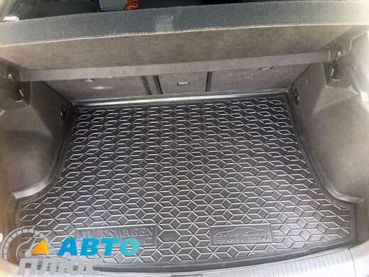 Автомобильный коврик в багажник Volkswagen T-Roc 2017- (верхняя полка) (Avto-Gumm)