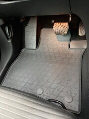 Передние резиновые коврики Renault Scenic 4 2016- (Stingray)