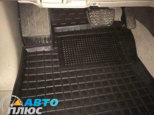 Водительский коврик в салон Toyota Land Cruiser Prado 120 2002- (Avto-Gumm)