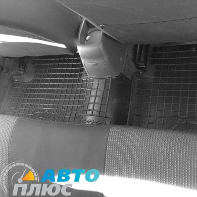 Автомобильные коврики в салон Daewoo Lanos 1996- (Avto-Gumm)