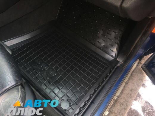 Автомобильные коврики в салон BMW X5 (E53) 2000-2007 (Avto-Gumm)