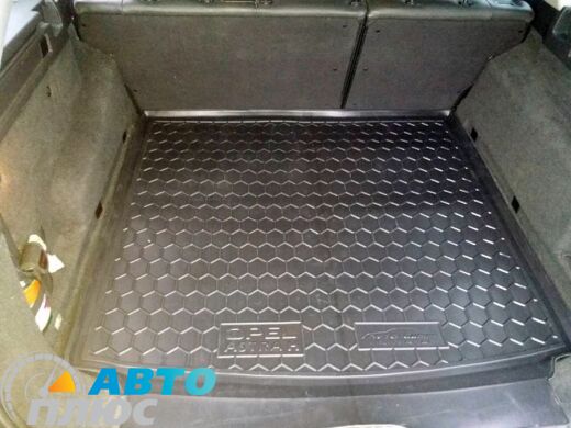Автомобильный коврик в багажник Opel Astra (H) 2004- Universal (Avto-Gumm)