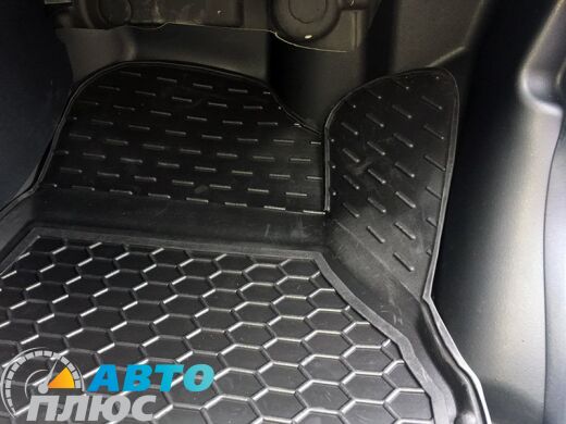 Автомобильные коврики в салон Renault Trafic 3 16-/Opel Vivaro 15- 1+1 (передние) (AVTO-Gumm)