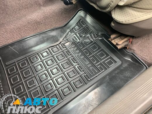 Передние коврики в автомобиль Ford Sierra 1987-1994 (Avto-Gumm)