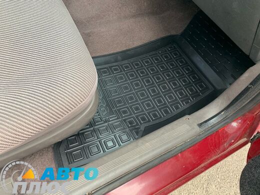 Передние коврики в автомобиль Ford Sierra 1987-1994 (Avto-Gumm)