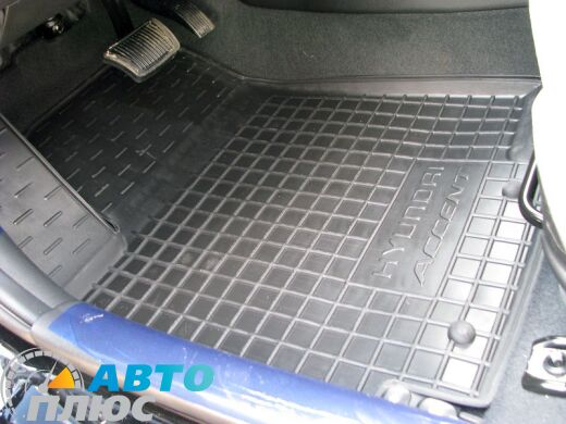 Автомобильные коврики в салон Hyundai Accent 2011- (RB) (Avto-Gumm)