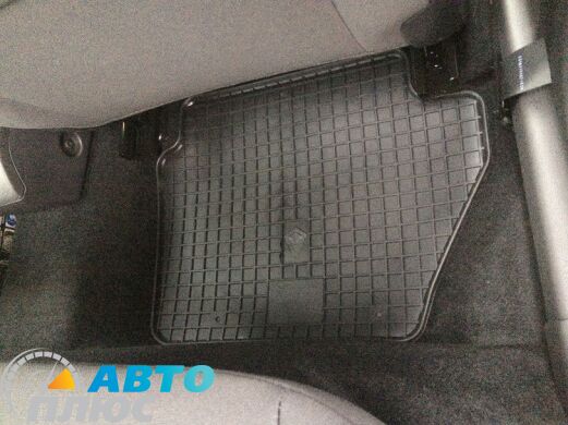Резиновые коврики в салон Ford Fiesta 09-/13- (Stingray)