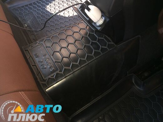 Автомобильные коврики в салон Mercedes E (W212) 2009- (Avto-Gumm)
