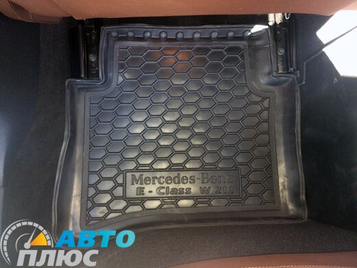 Автомобильные коврики в салон Mercedes E (W212) 2009- (Avto-Gumm)