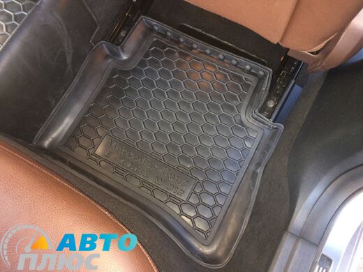 Автомобильные коврики в салон Mercedes E (W212) 2009- (Avto-Gumm)