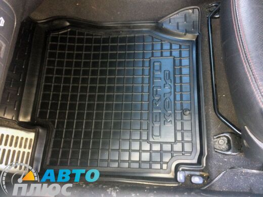Автомобільні килимки в салон KIA Cerato Koup 2010- (Avto-Gumm)