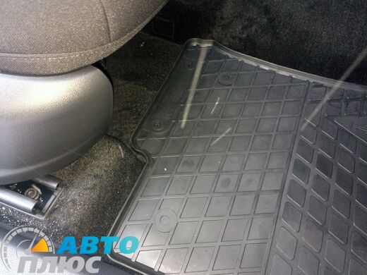 Резиновые коврики в салон Toyota Camry 70 2017- (Stingray)