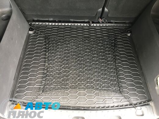Автомобильный коврик в багажник Volkswagen Caddy 2004-2020 Life (Avto-Gumm)