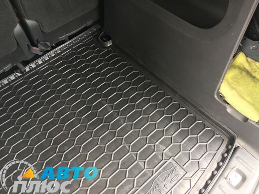 Автомобильный коврик в багажник Volkswagen Caddy 2004-2020 Life (Avto-Gumm)
