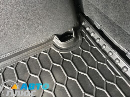 Автомобильный коврик в багажник Volkswagen Caddy 2004-2020 Life (Avto-Gumm)