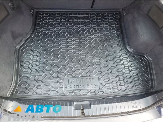 Автомобильный коврик в багажник BMW 3 (E46) 1998-2006 Universal (AVTO-Gumm)