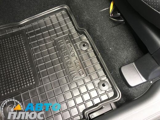 Автомобільні килимки в салон Mitsubishi Outlander 2012- (Avto-Gumm)