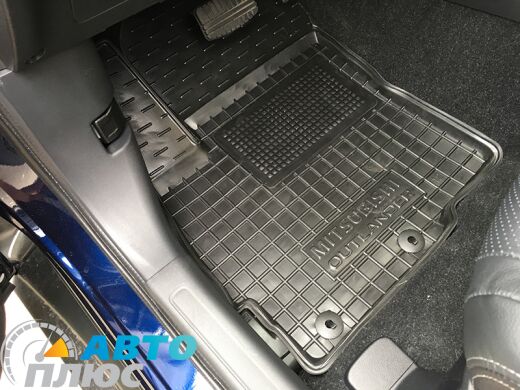 Автомобільні килимки в салон Mitsubishi Outlander 2012- (Avto-Gumm)