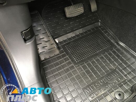 Автомобільні килимки в салон Mitsubishi Outlander 2012- (Avto-Gumm)