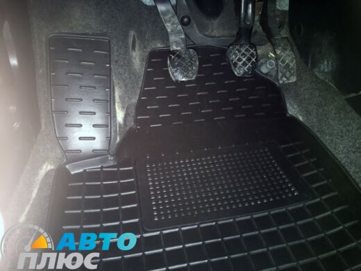 Автомобільні килимки в салон Skoda Fabia 2000-2007 (Avto-Gumm)