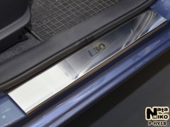 Накладки на пороги Hyundai i30 2012- (Premium)