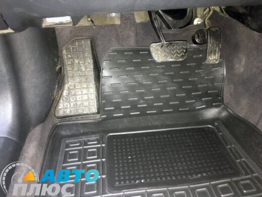 Автомобильные коврики в салон Toyota Corolla 2001-2007 (Avto-Gumm)