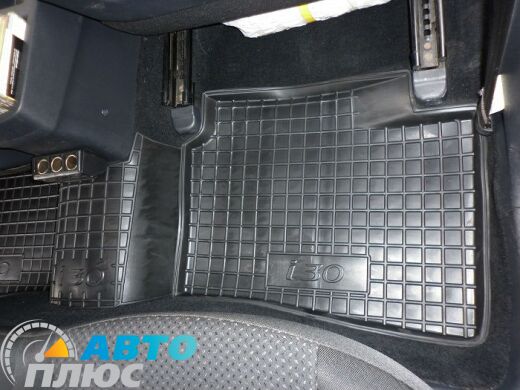 Автомобильные коврики в салон Hyundai i30 2007-2012 (Avto-Gumm)