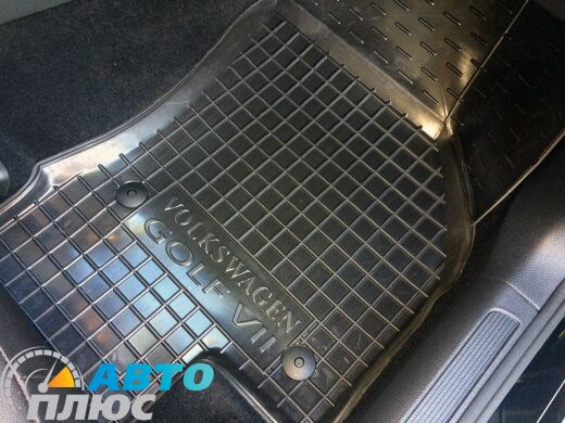 Автомобільні килимки в салон Volkswagen Golf 7 2013- (Avto-Gumm)