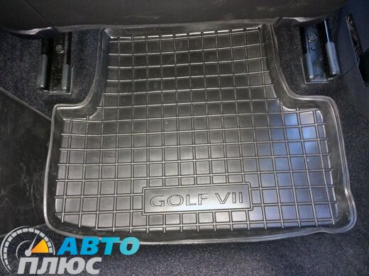 Автомобільні килимки в салон Volkswagen Golf 7 2013- (Avto-Gumm)