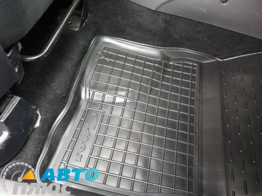 Автомобильные коврики в салон Ford C-Max 2002-2010 (Avto-Gumm)