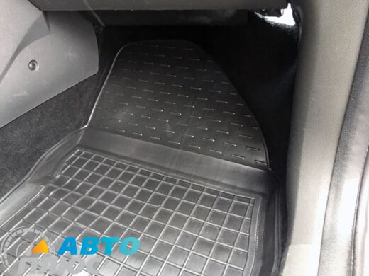 Автомобильные коврики в салон Ford C-Max 2002-2010 (Avto-Gumm)