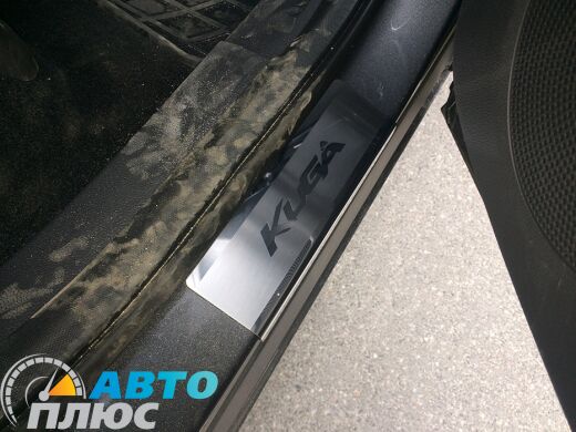 Накладки на пороги Ford Kuga 2013- (Premium)